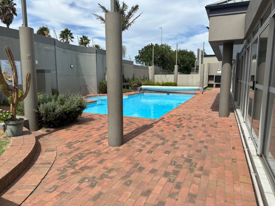 To Let 2 Bedroom Property for Rent in Kenridge Western Cape